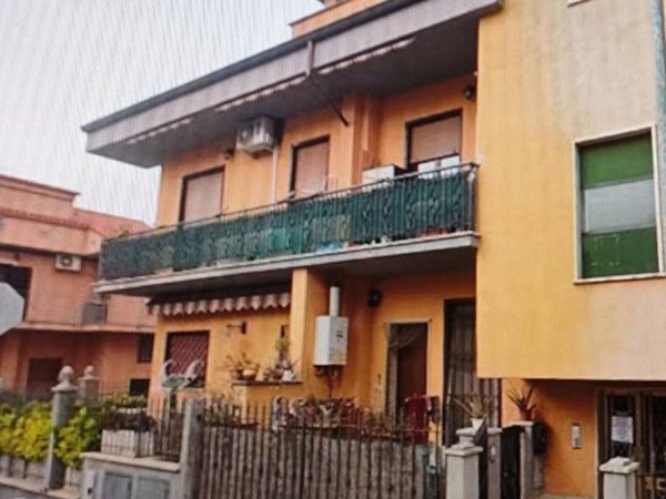 appartamento in vendita a Guidonia Montecelio in zona Guidonia