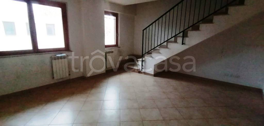 appartamento in vendita a Guidonia Montecelio in zona Guidonia