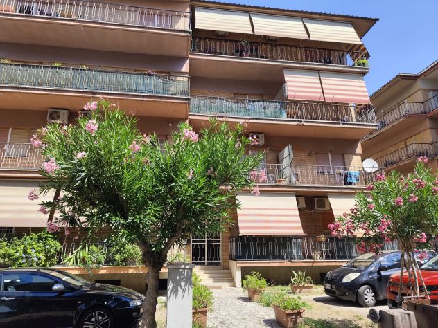 appartamento in vendita a Guidonia Montecelio in zona Guidonia