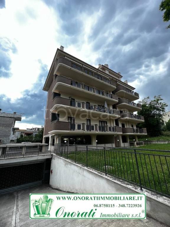 appartamento in vendita a Guidonia Montecelio