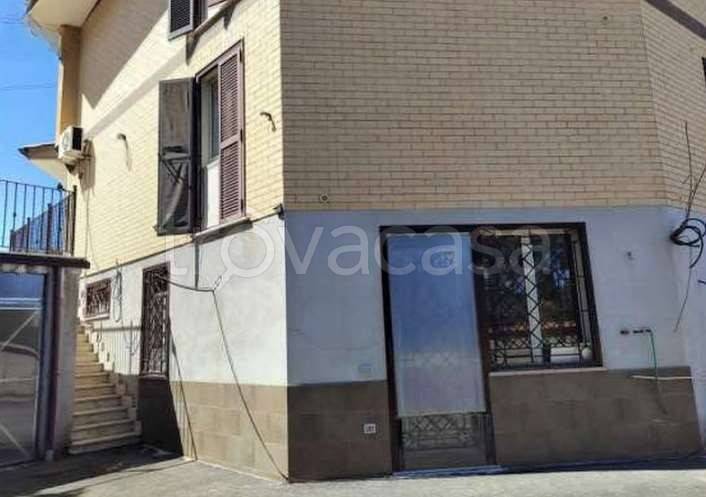 casa indipendente in vendita a Guidonia Montecelio in zona Marco Simone