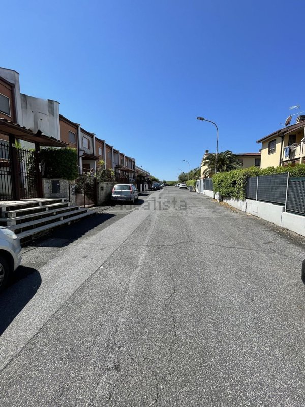 casa semindipendente in vendita a Guidonia Montecelio