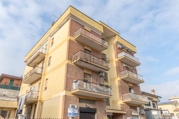 appartamento in vendita a Guidonia Montecelio