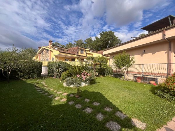 appartamento in vendita a Guidonia Montecelio