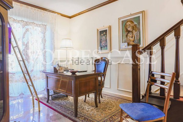 casa indipendente in vendita a Guidonia Montecelio in zona Guidonia