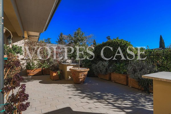 casa indipendente in vendita a Guidonia Montecelio in zona Guidonia