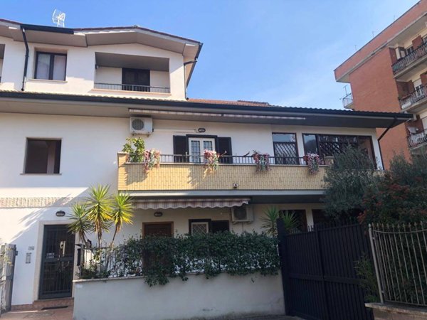 appartamento in vendita a Guidonia Montecelio in zona Villanova