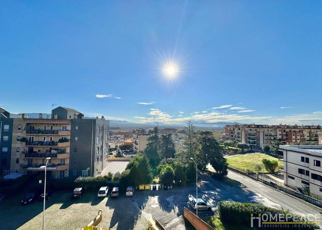 appartamento in vendita a Guidonia Montecelio in zona Guidonia