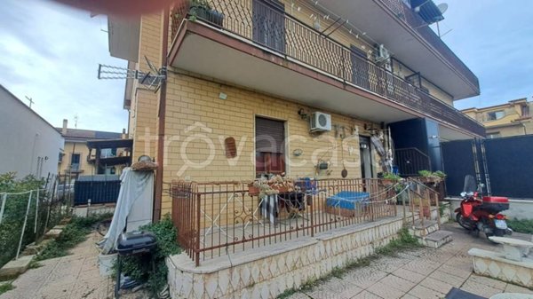 appartamento in vendita a Guidonia Montecelio in zona Villanova