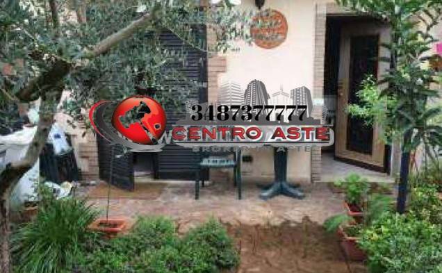 casa indipendente in vendita a Guidonia Montecelio in zona Marco Simone