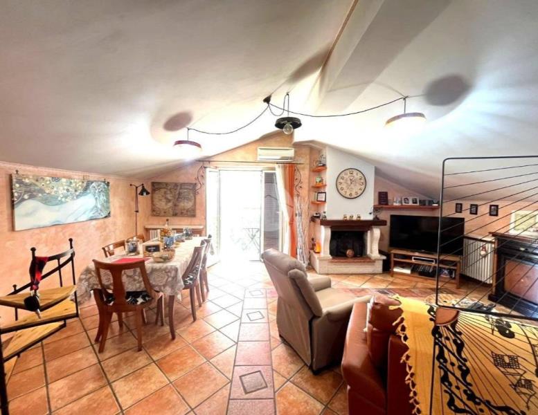 appartamento in vendita a Guidonia Montecelio in zona Villanova