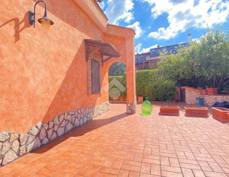 appartamento in vendita a Guidonia Montecelio in zona Colleverde