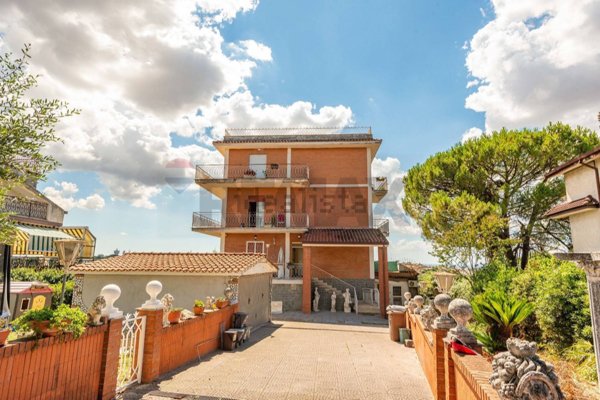 appartamento in vendita a Guidonia Montecelio in zona Guidonia