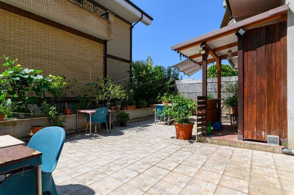 appartamento in vendita a Guidonia Montecelio in zona Villanova