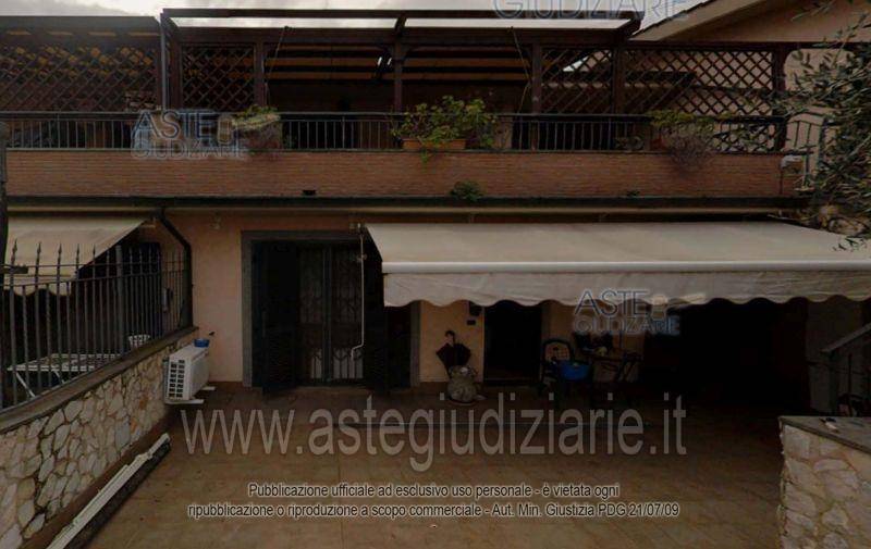 casa indipendente in vendita a Guidonia Montecelio in zona Montecelio