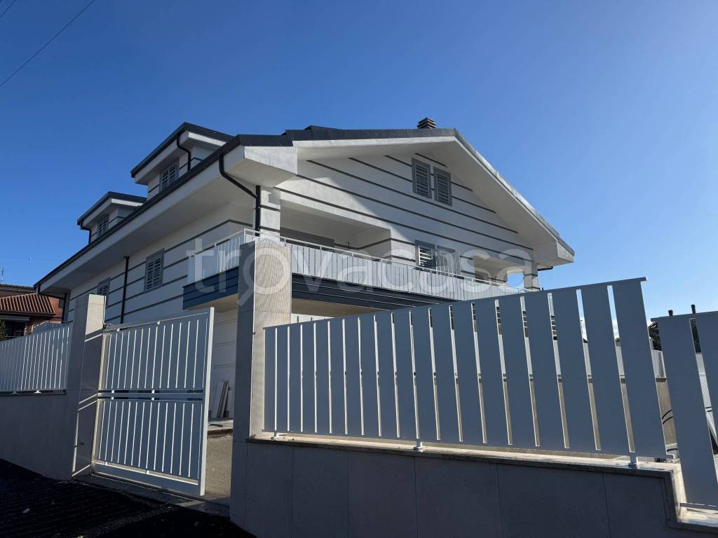 appartamento in vendita a Guidonia Montecelio in zona Setteville