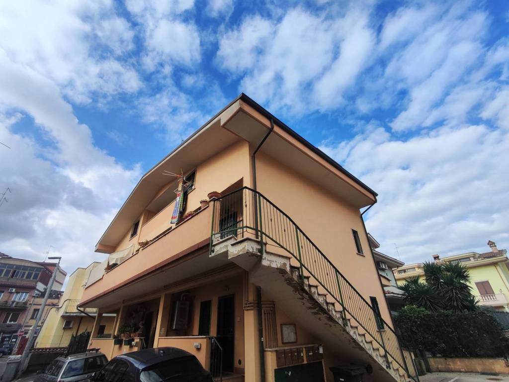 appartamento in vendita a Guidonia Montecelio in zona Villanova