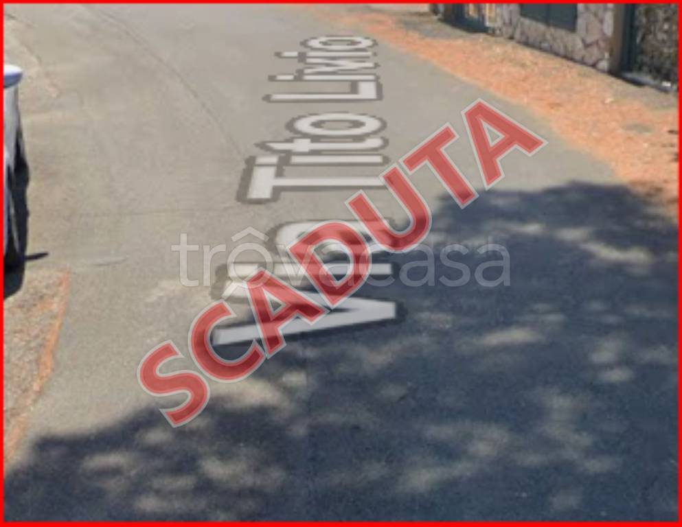 casa indipendente in vendita a Guidonia Montecelio in zona Montecelio