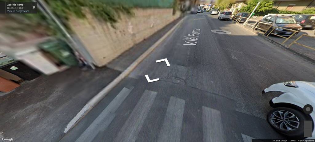 locale commerciale in vendita a Guidonia Montecelio in zona Montecelio