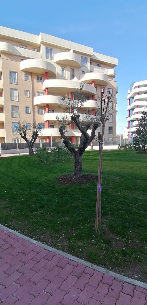 appartamento in vendita a Guidonia Montecelio in zona Guidonia