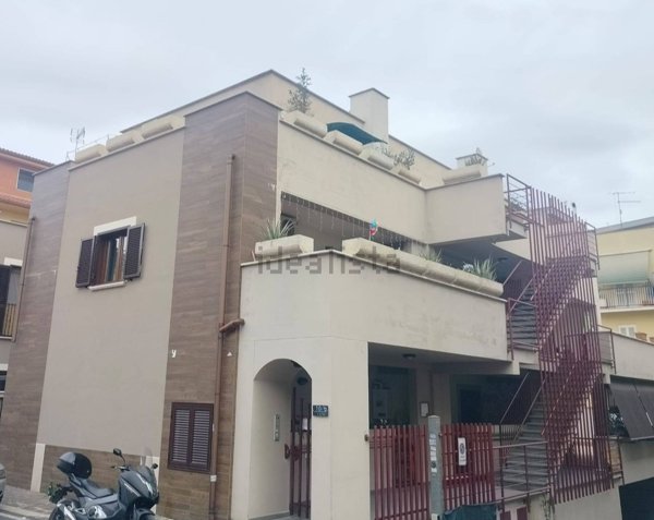appartamento in vendita a Guidonia Montecelio in zona Villalba