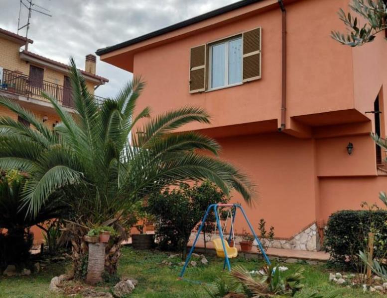 appartamento in vendita a Guidonia Montecelio in zona Villanova