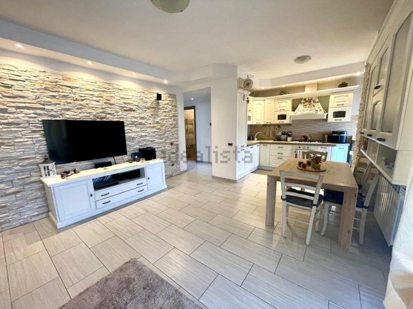 appartamento in vendita a Guidonia Montecelio