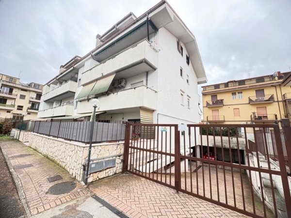 appartamento in vendita a Guidonia Montecelio in zona Villanova