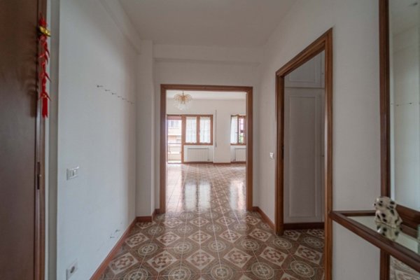 appartamento in vendita a Guidonia Montecelio in zona Montecelio