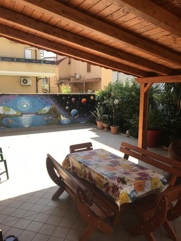 appartamento in vendita a Guidonia Montecelio in zona Villanova