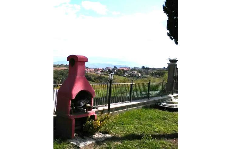 casa indipendente in vendita a Guidonia Montecelio in zona Marco Simone
