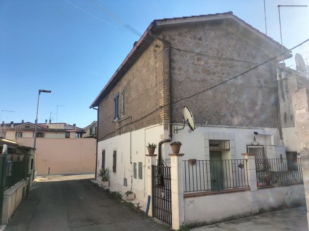 appartamento in vendita a Guidonia Montecelio in zona Guidonia