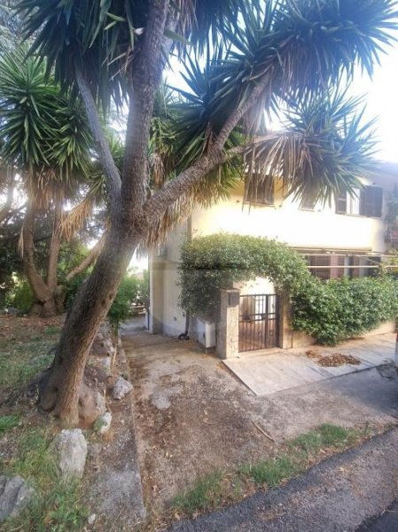 appartamento in vendita a Guidonia Montecelio in zona Montecelio