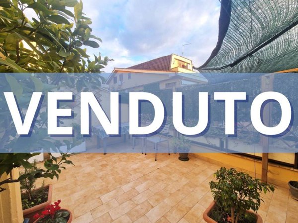 casa indipendente in vendita a Guidonia Montecelio in zona Colleverde