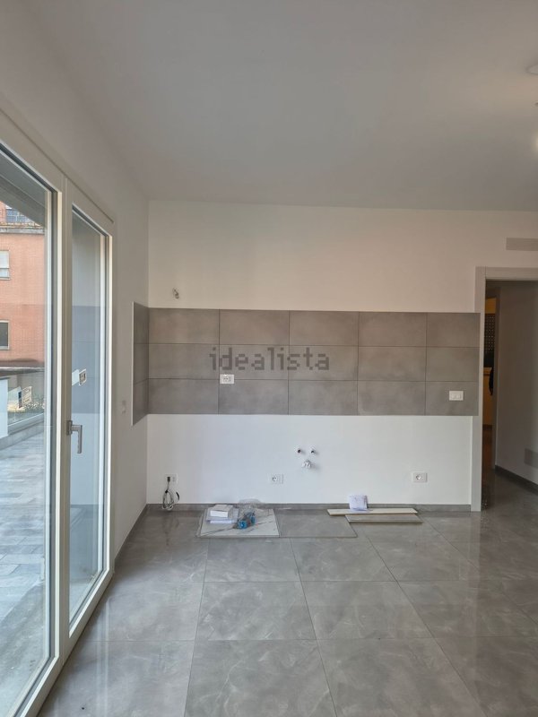 appartamento in vendita a Guidonia Montecelio in zona Guidonia