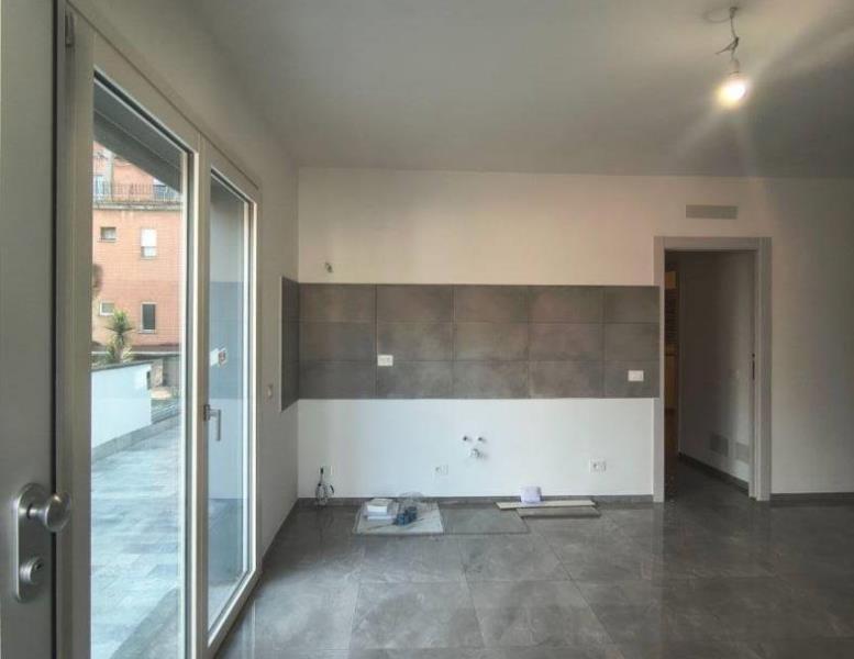 appartamento in vendita a Guidonia Montecelio in zona Guidonia
