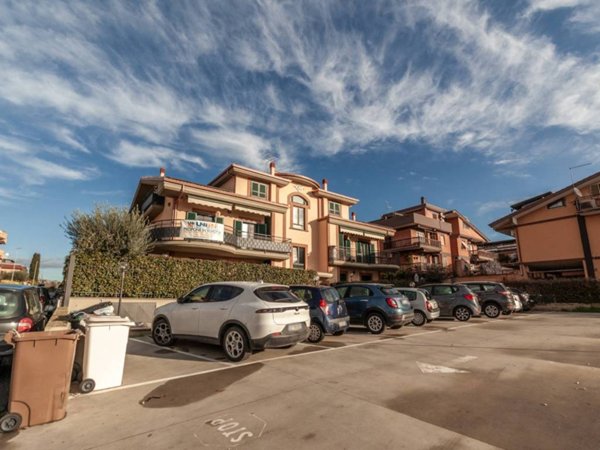 appartamento in vendita a Guidonia Montecelio in zona Setteville