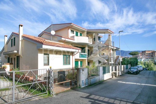 appartamento in vendita a Guidonia Montecelio in zona Guidonia