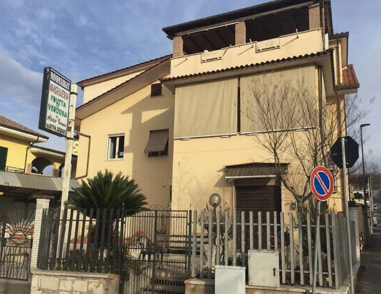 appartamento in vendita a Guidonia Montecelio in zona La Botte