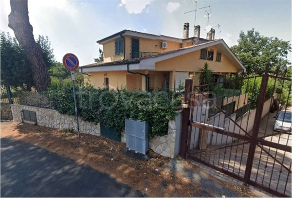 casa indipendente in vendita a Guidonia Montecelio in zona Marco Simone