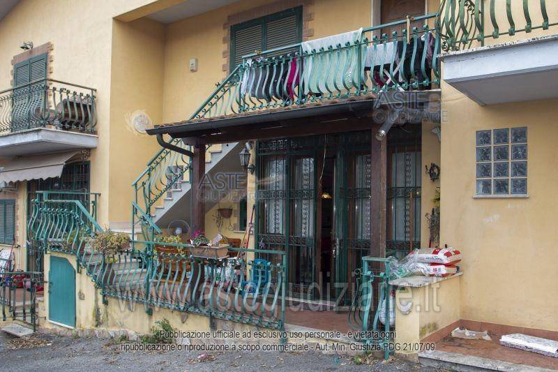 casa indipendente in vendita a Guidonia Montecelio in zona Marco Simone