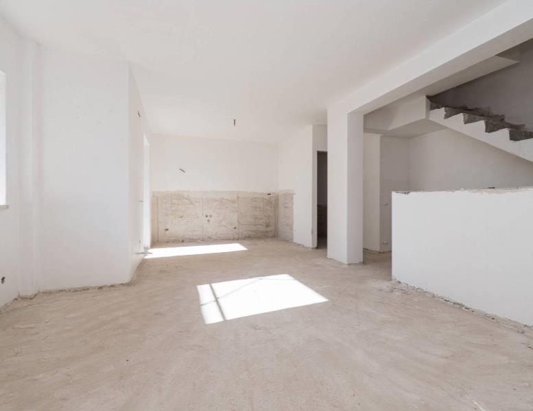 appartamento in vendita a Guidonia Montecelio in zona Setteville