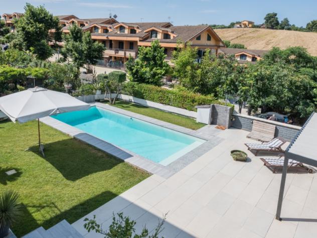 casa indipendente in vendita a Guidonia Montecelio