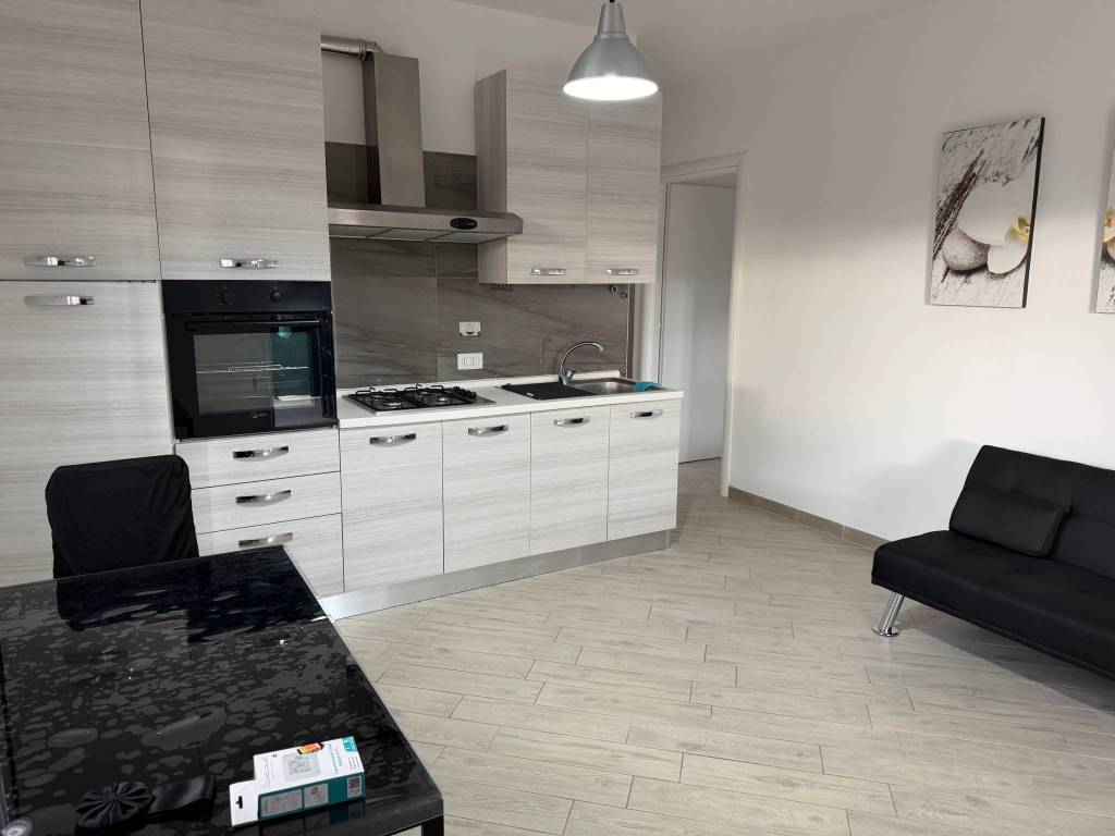 appartamento in vendita a Guidonia Montecelio in zona Marco Simone