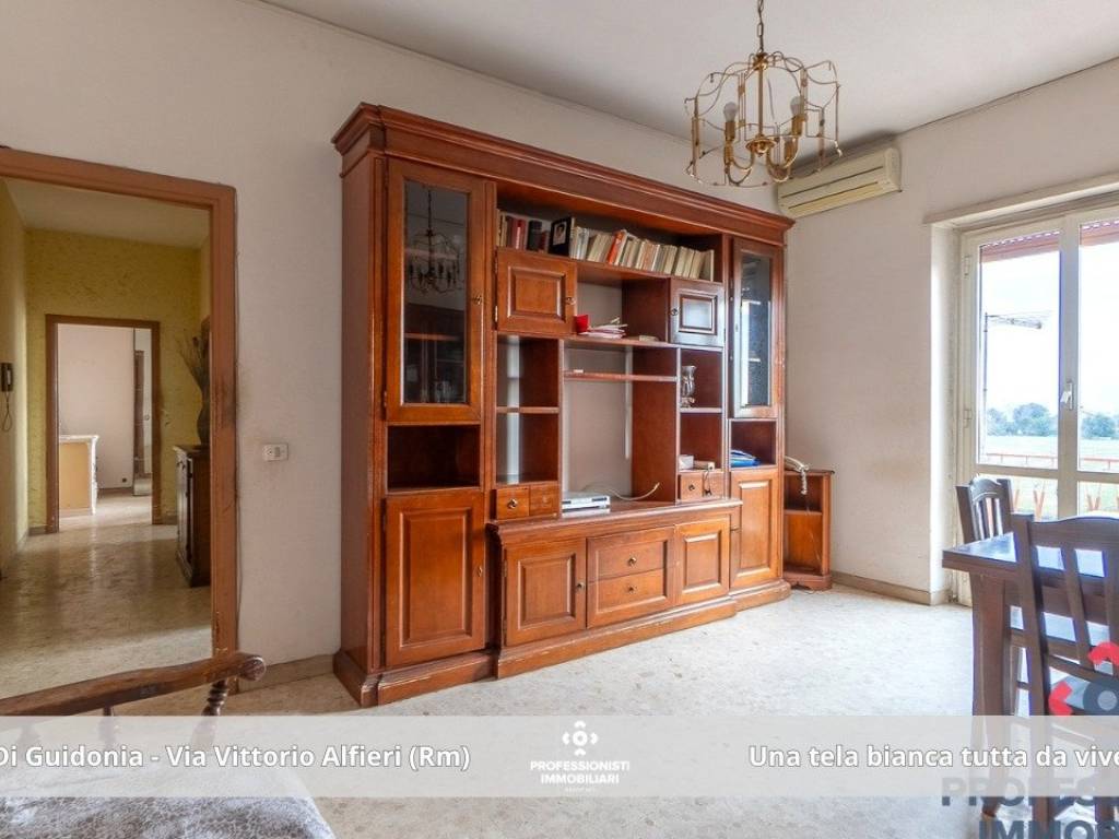 appartamento in vendita a Guidonia Montecelio in zona Guidonia