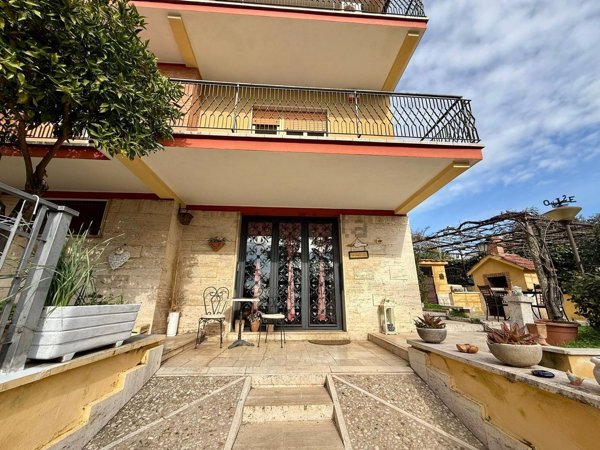 casa indipendente in vendita a Guidonia Montecelio