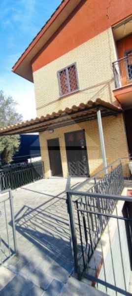 appartamento in vendita a Guidonia Montecelio in zona Villanova