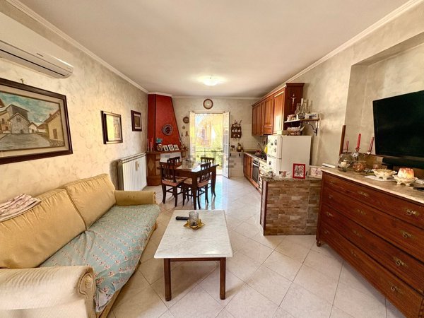 appartamento in vendita a Guidonia Montecelio in zona Guidonia