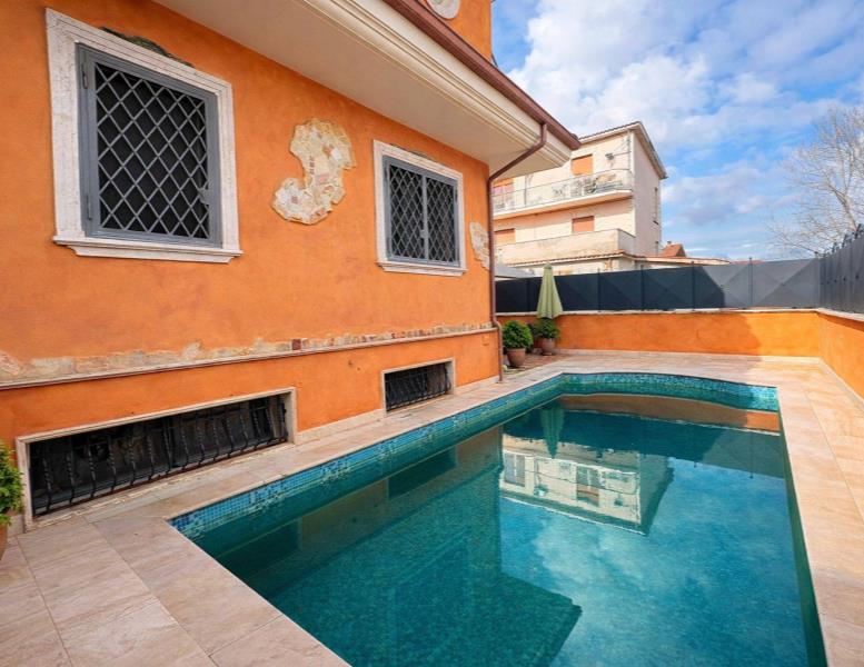 casa indipendente in vendita a Guidonia Montecelio in zona Villanova