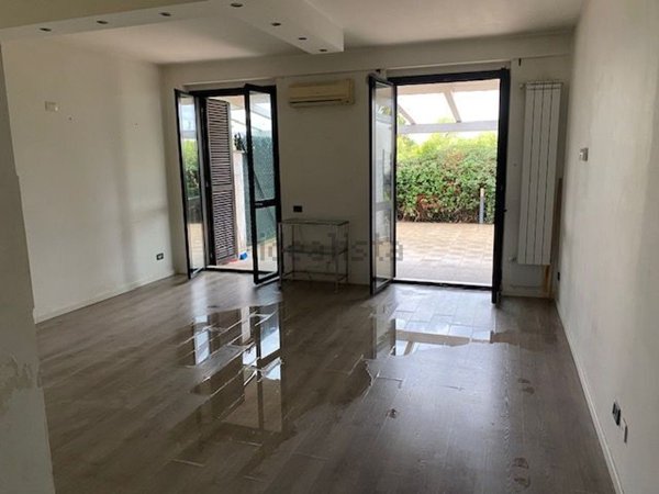 appartamento in vendita a Guidonia Montecelio in zona Marco Simone